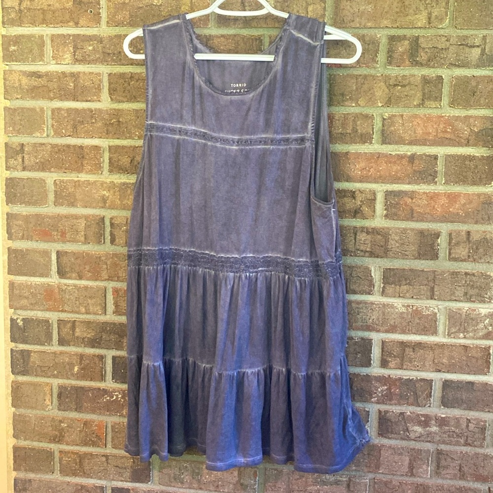 Torrid grey super soft knits tank with 2 lace band accents size 2